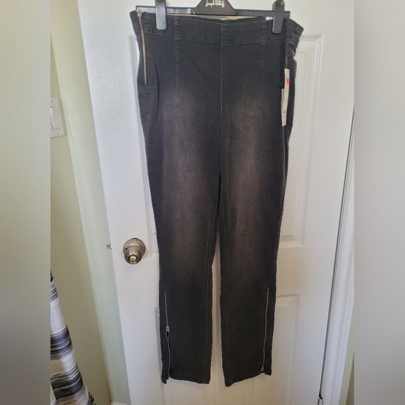 Black BDG Jeggings - Picture 2 of 2